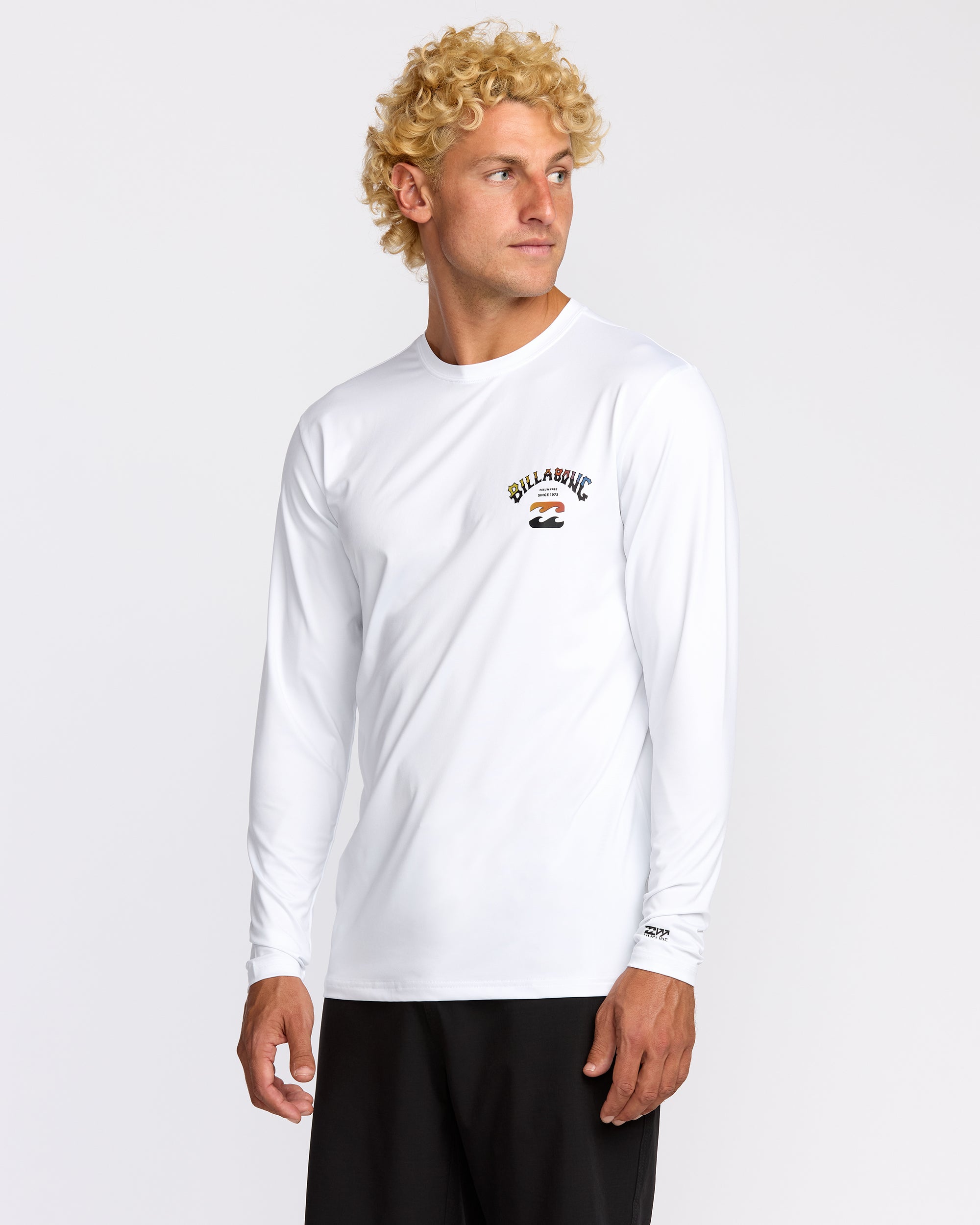 Arch Fade Loose Fit UPF 50 Long Sleeve Surf T-Shirt - White