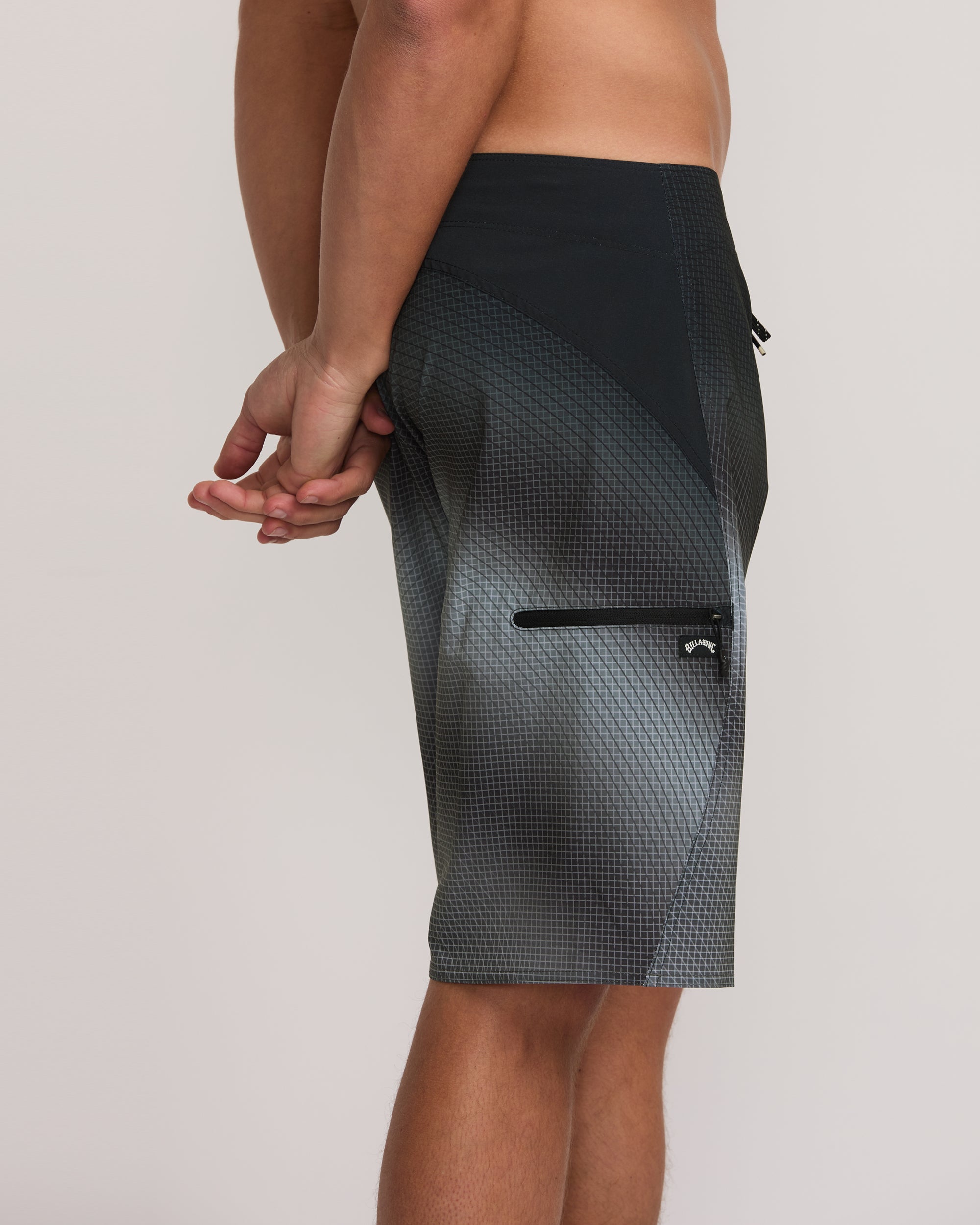 Fluid Pro Performance 21" Boardshorts - Black