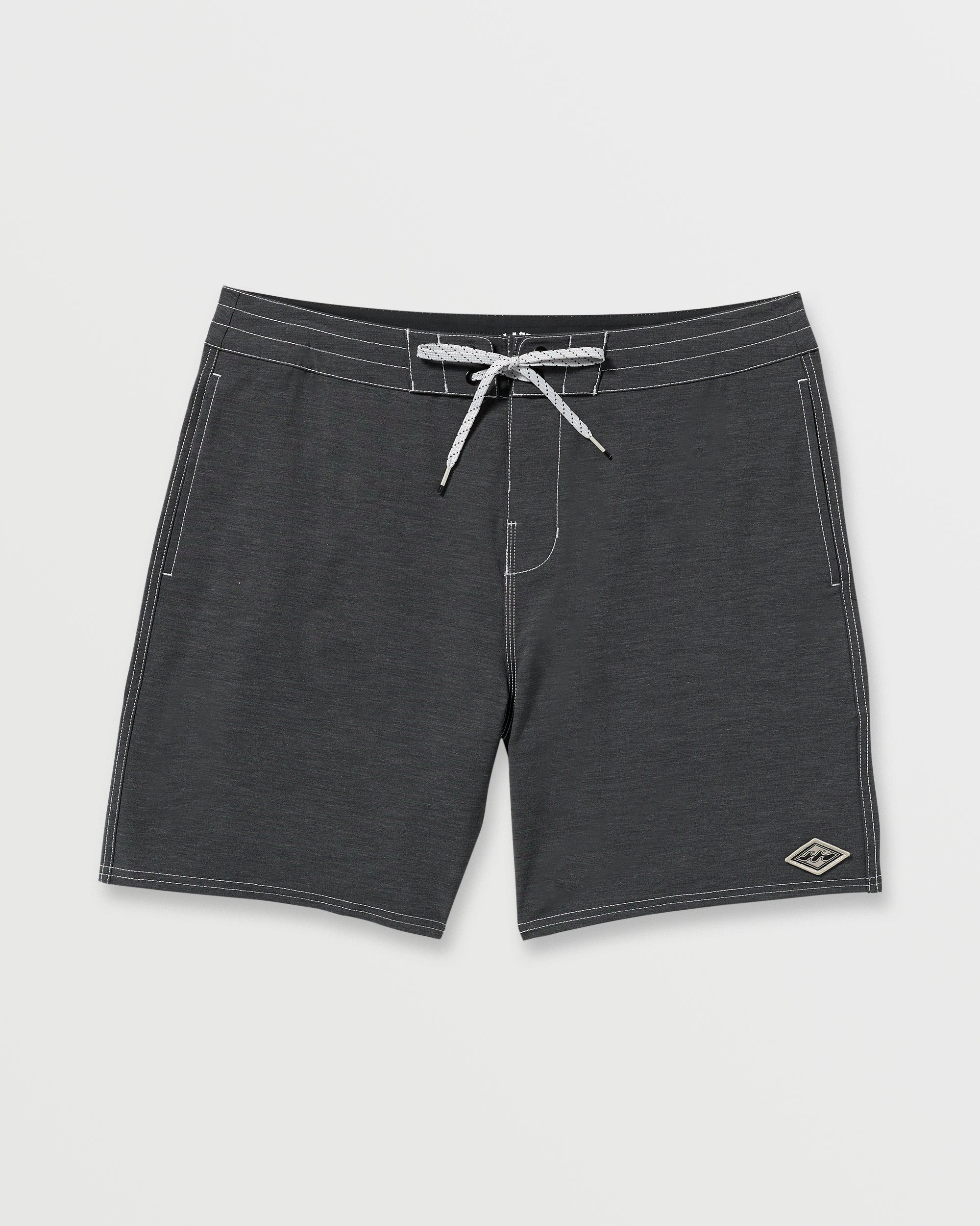 Every Other Day Lo Tide 18" Boardshorts - Black