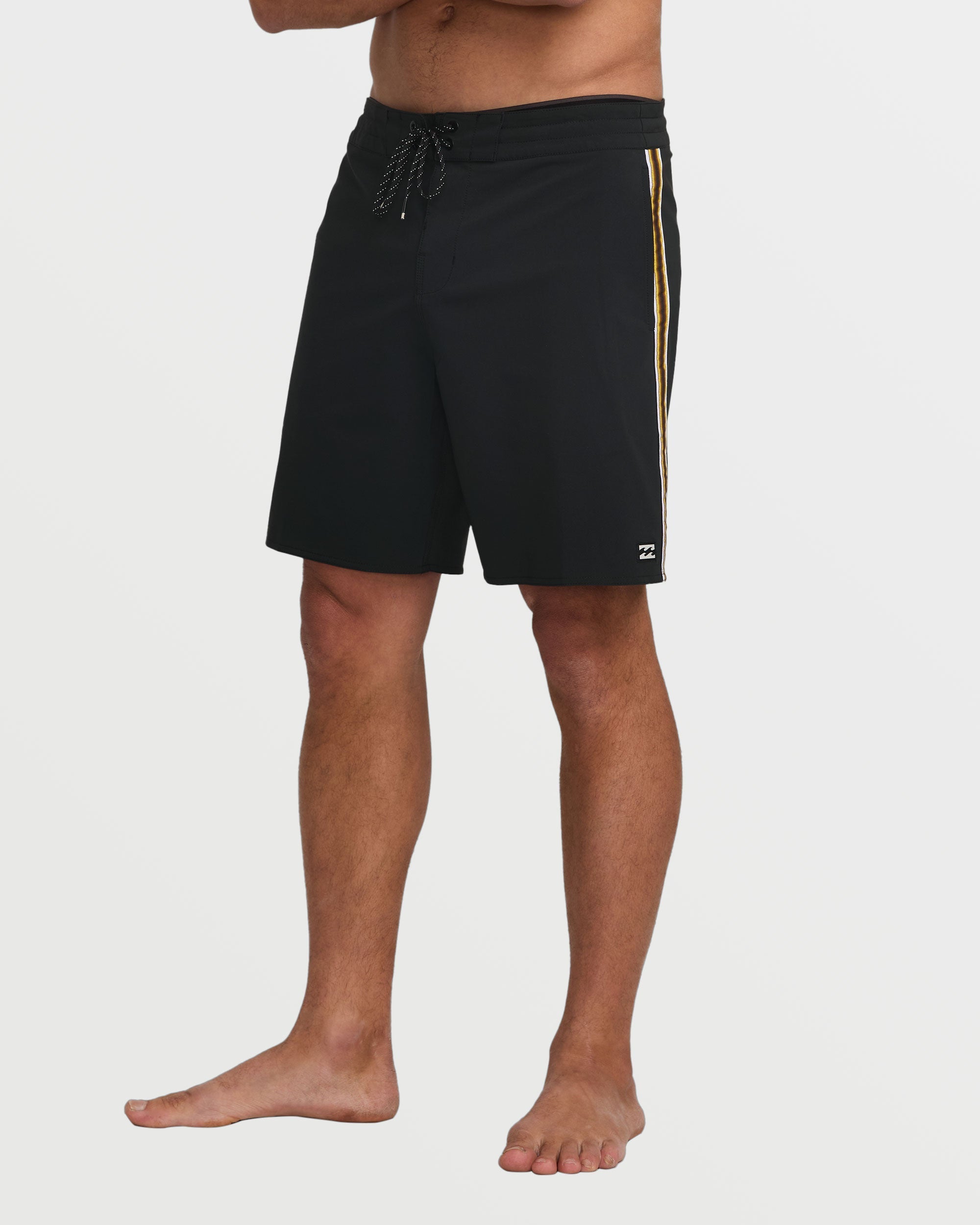 Wategos Lo Tide 19" Boardshorts - Black