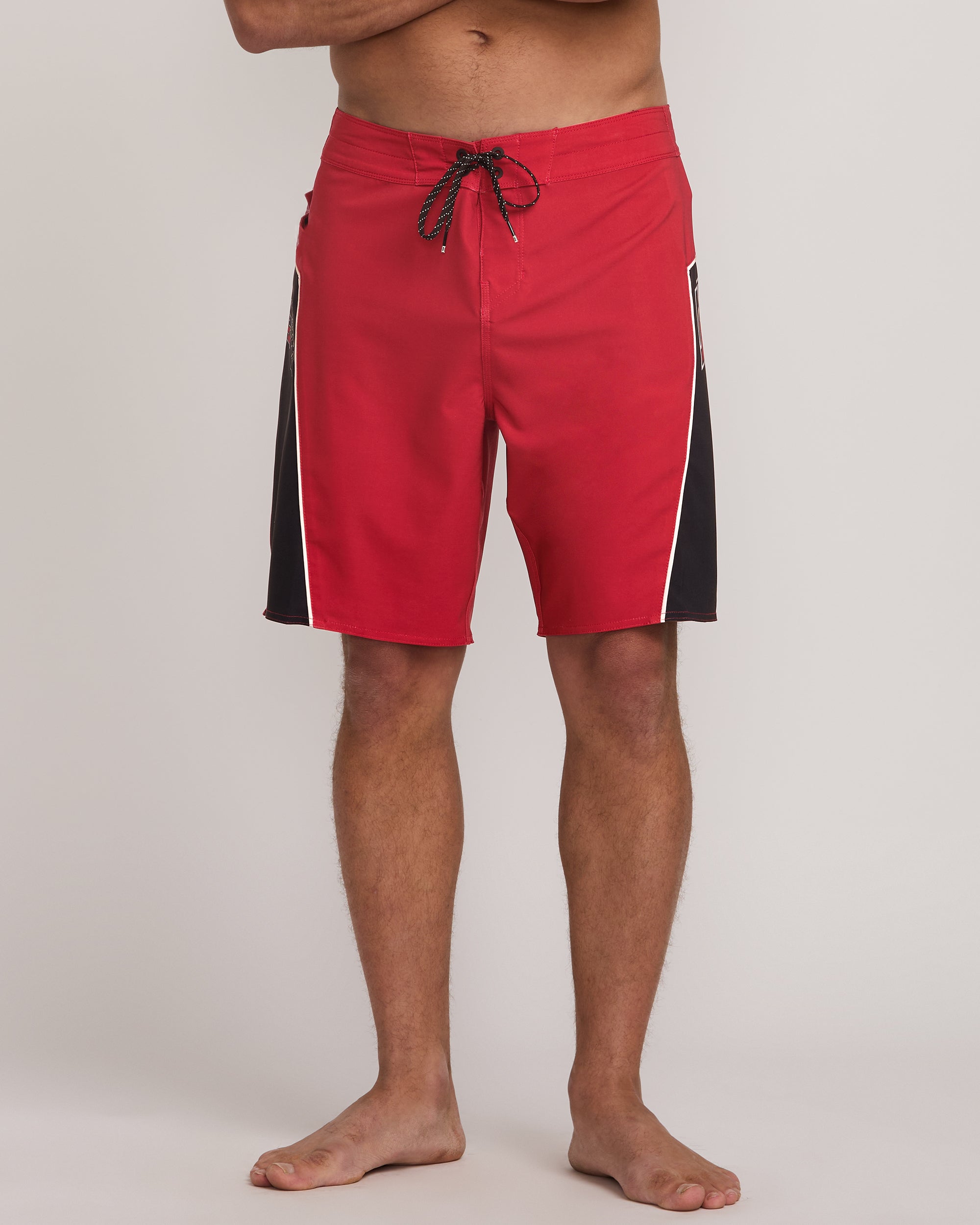 Straddie Pro Performance 20" Boardshorts - Scarlet