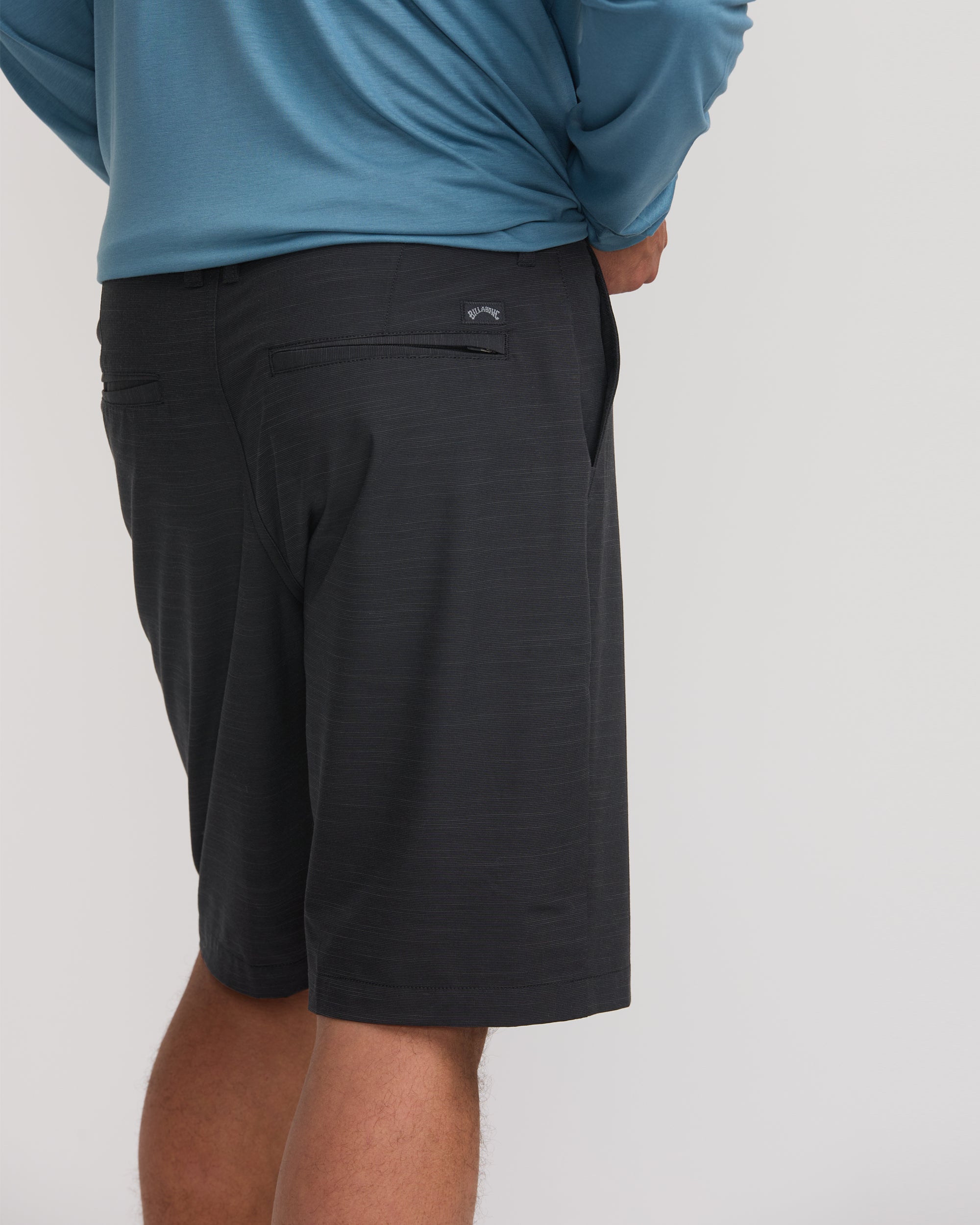 Crossfire Submersible 21" Hybrid Shorts - Black