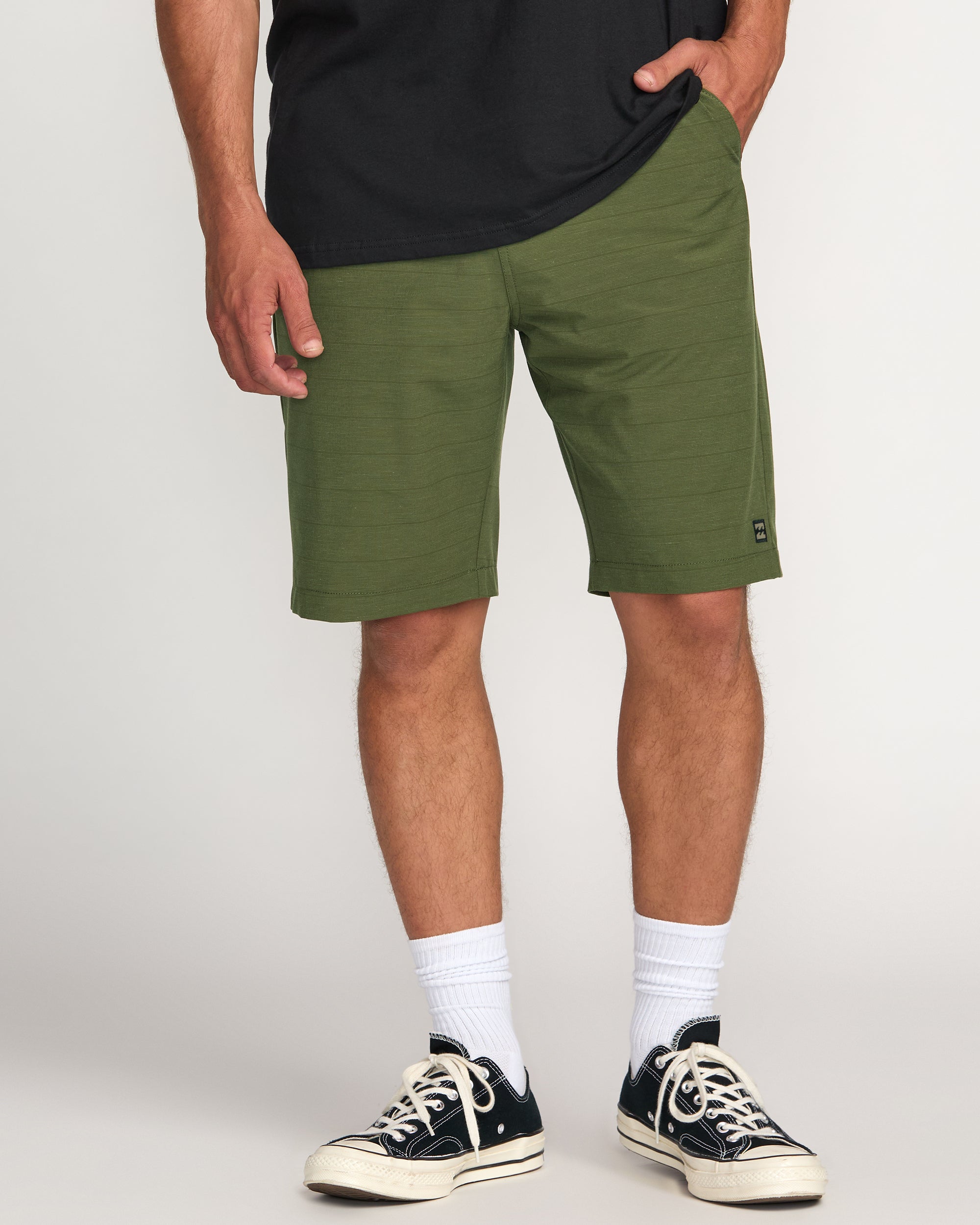 Crossfire Submersible 21" Hybrid Shorts - Olive