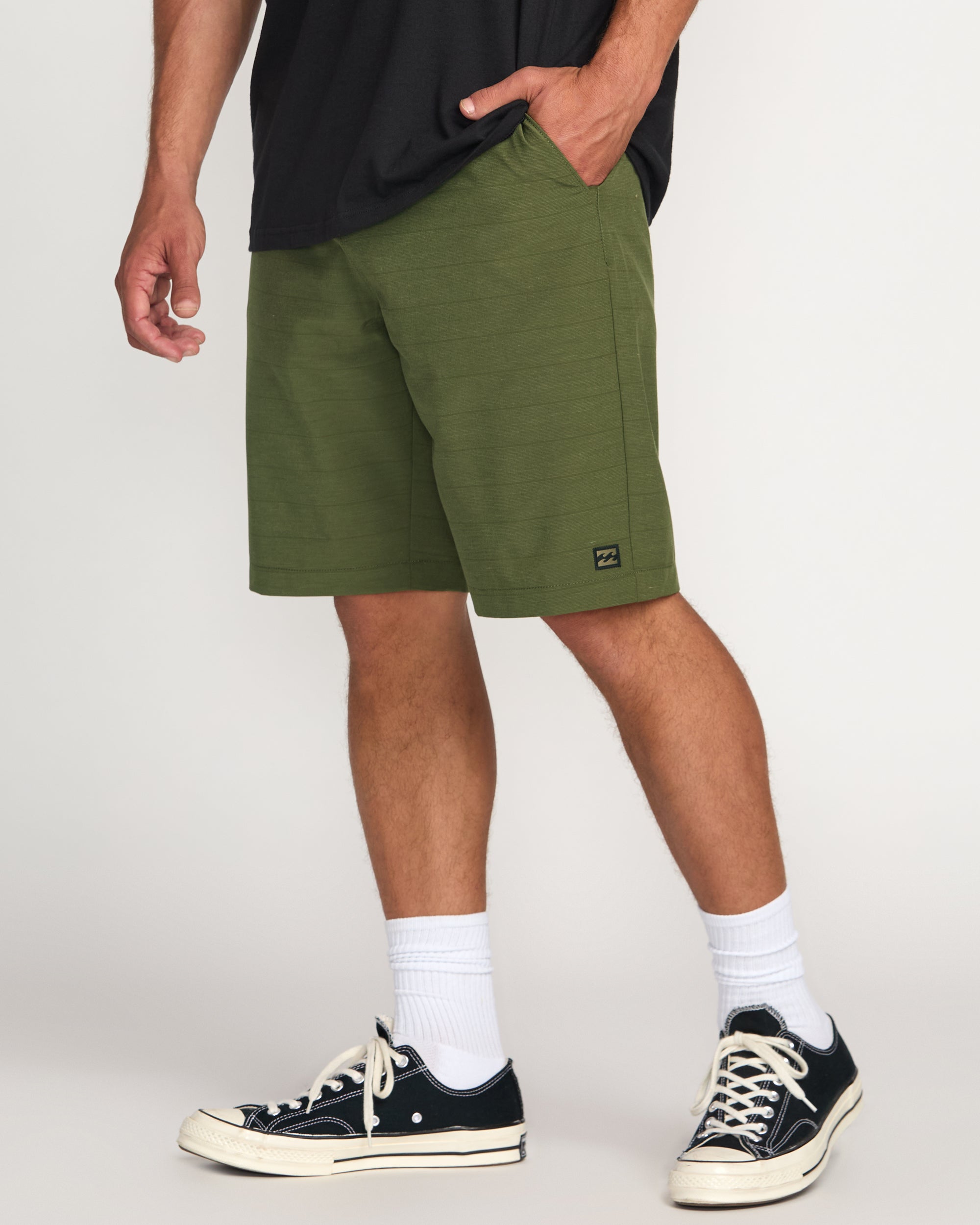 Crossfire Submersible 21" Hybrid Shorts - Olive