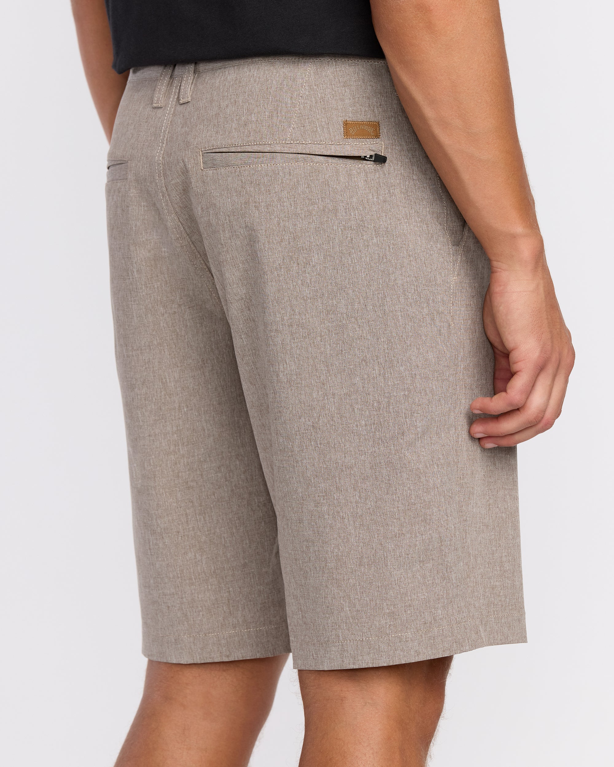 Crossfire Submersible 21" Hybrid Shorts - Tobacco