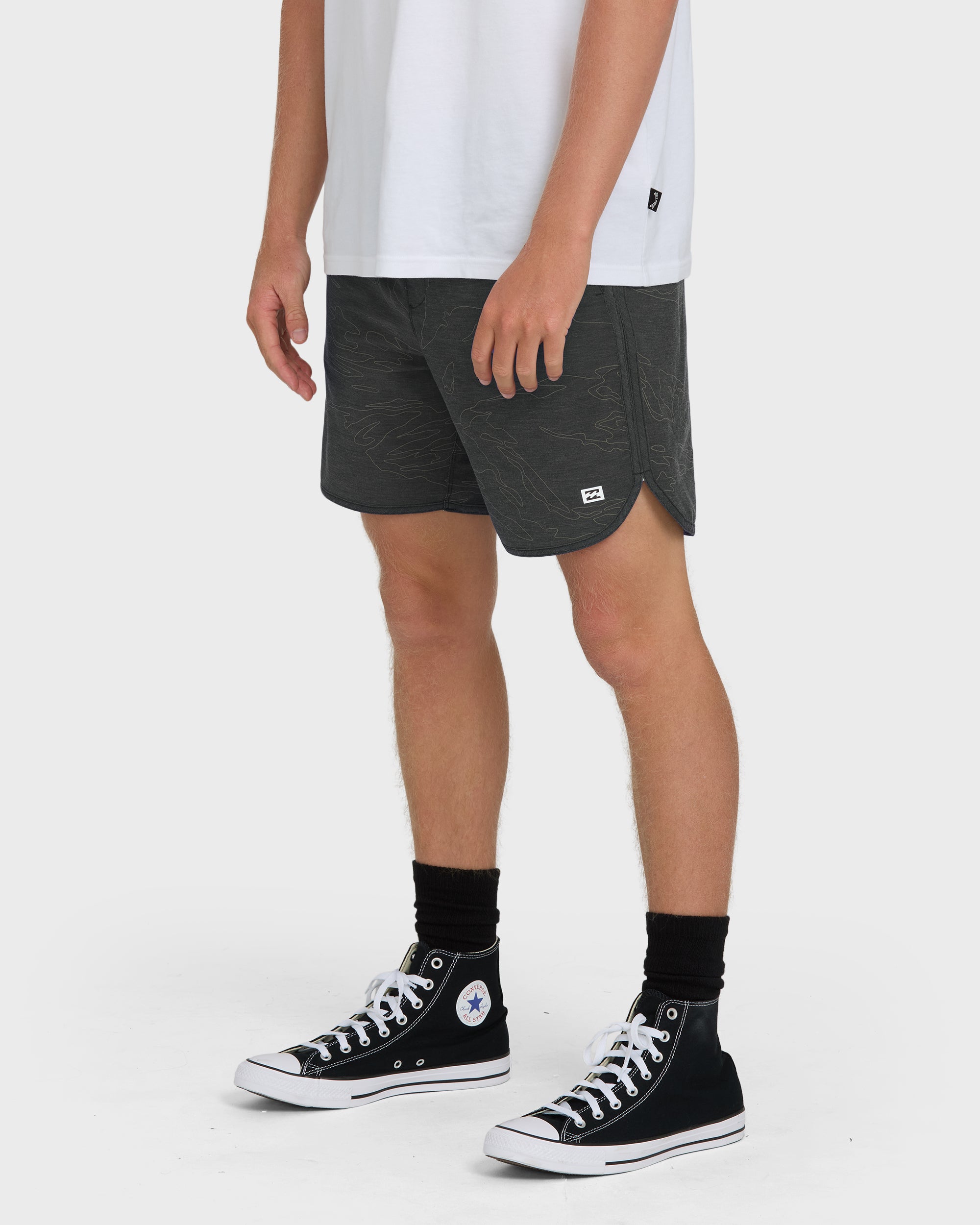 Surftrek Transit Elastic 17" Hybrid Shorts - Black Camo