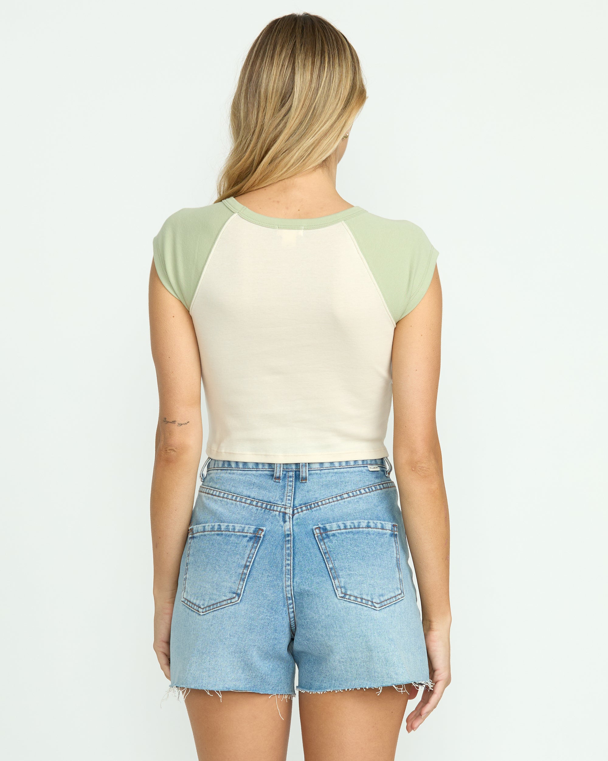 Paradise Short Sleeve Raglan Tee - Pistachio