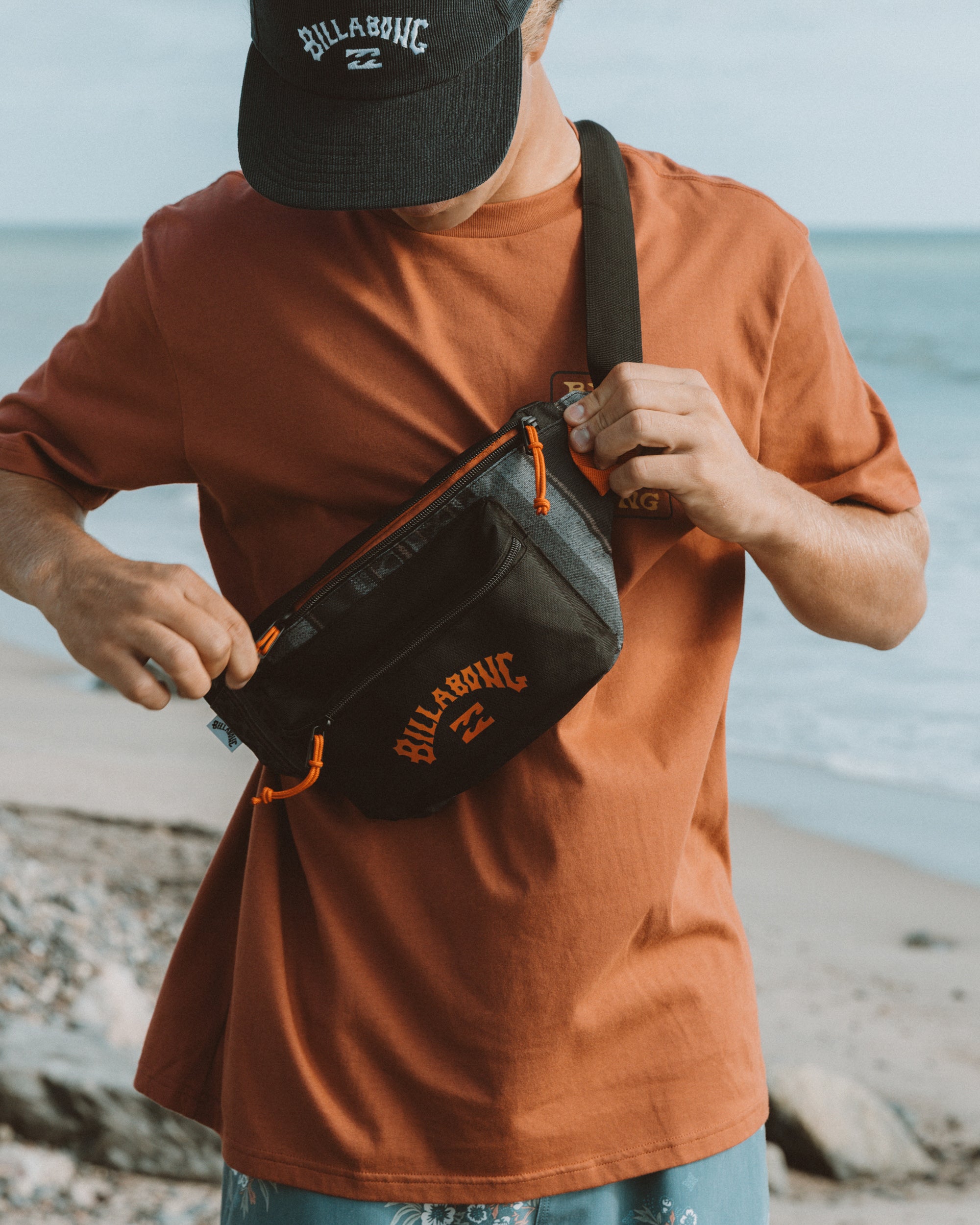 Vista Vibes Backpack - Black Grey