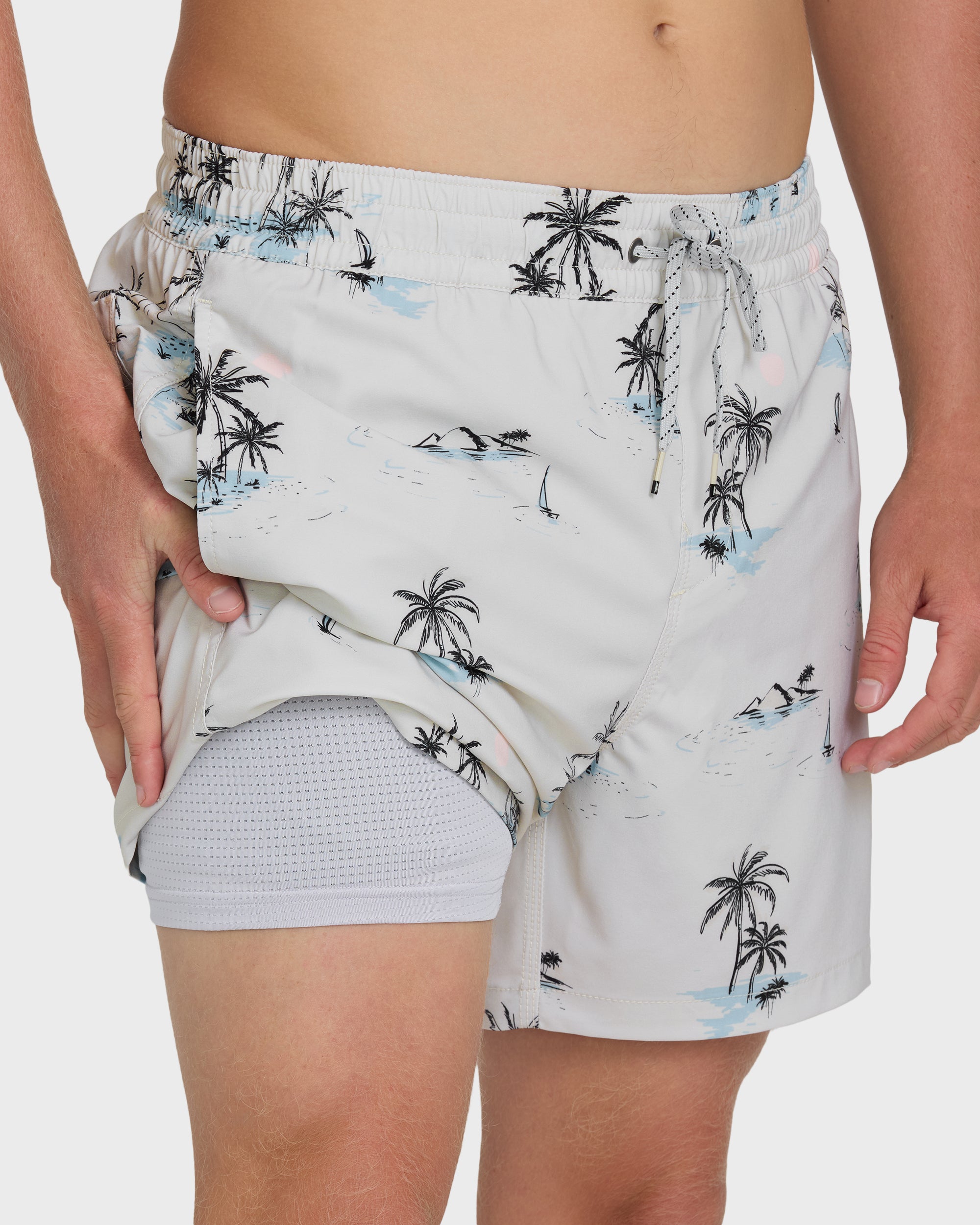 Lineup Laybacks 16" Trunks - Fog Gray