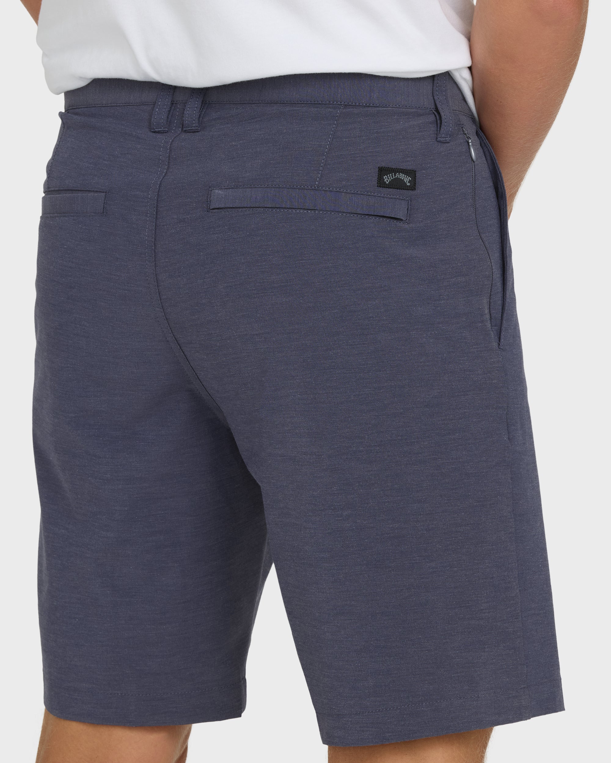 Primary Submersible 19" Hybrid Shorts - Dark Gray