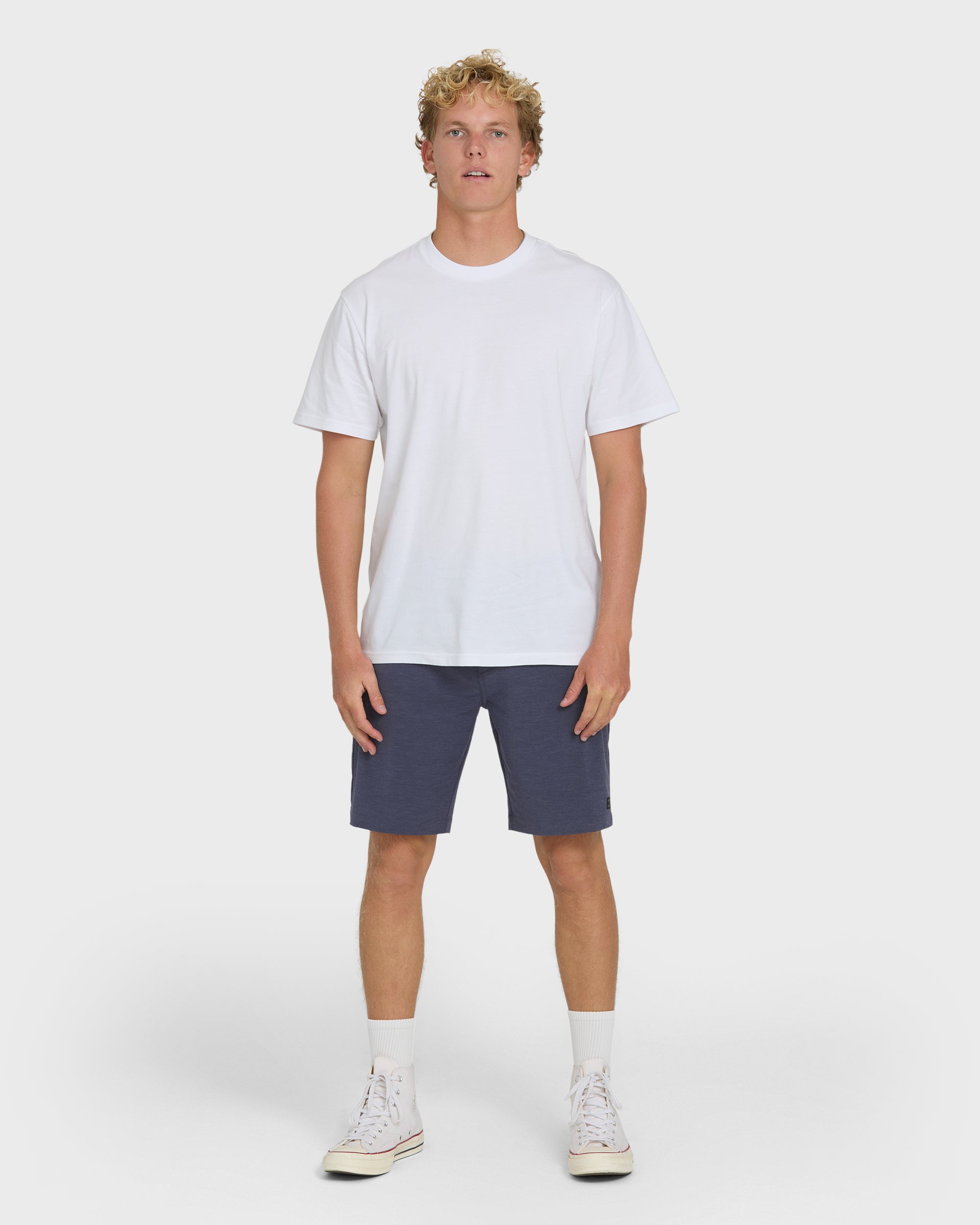 Primary Submersible 19" Hybrid Shorts - Dark Gray