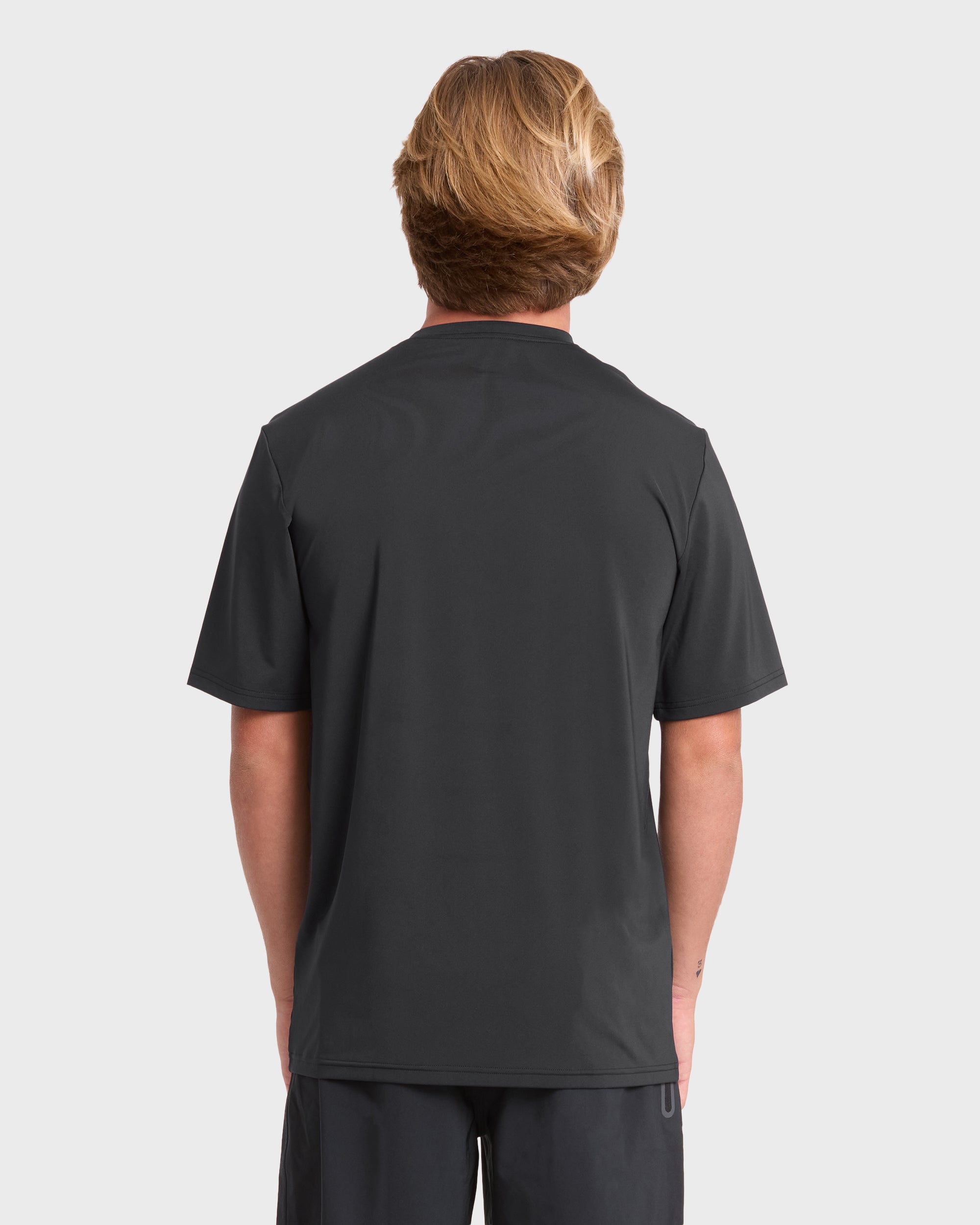 All Day Wave Loose Fit UPF 50 Short Sleeve Surf Tee - Black