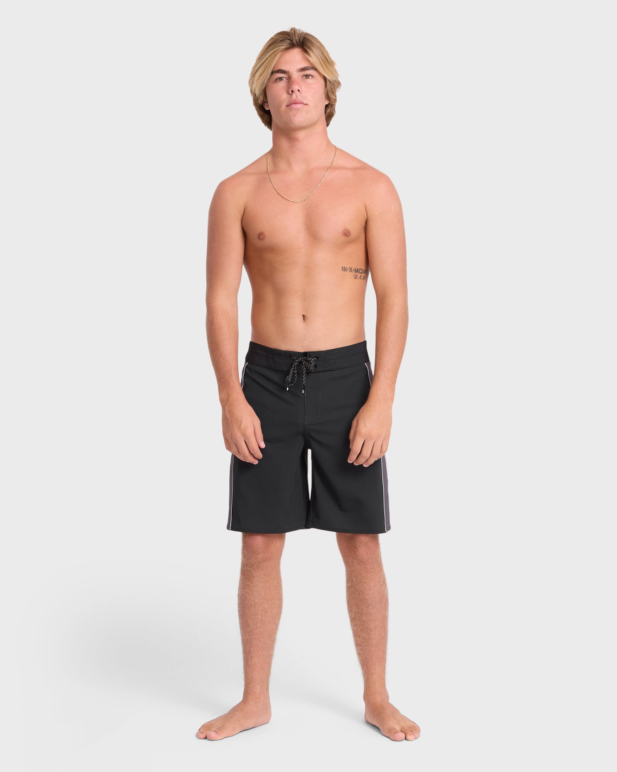 New Wave Pro 19" Boardshorts - Black