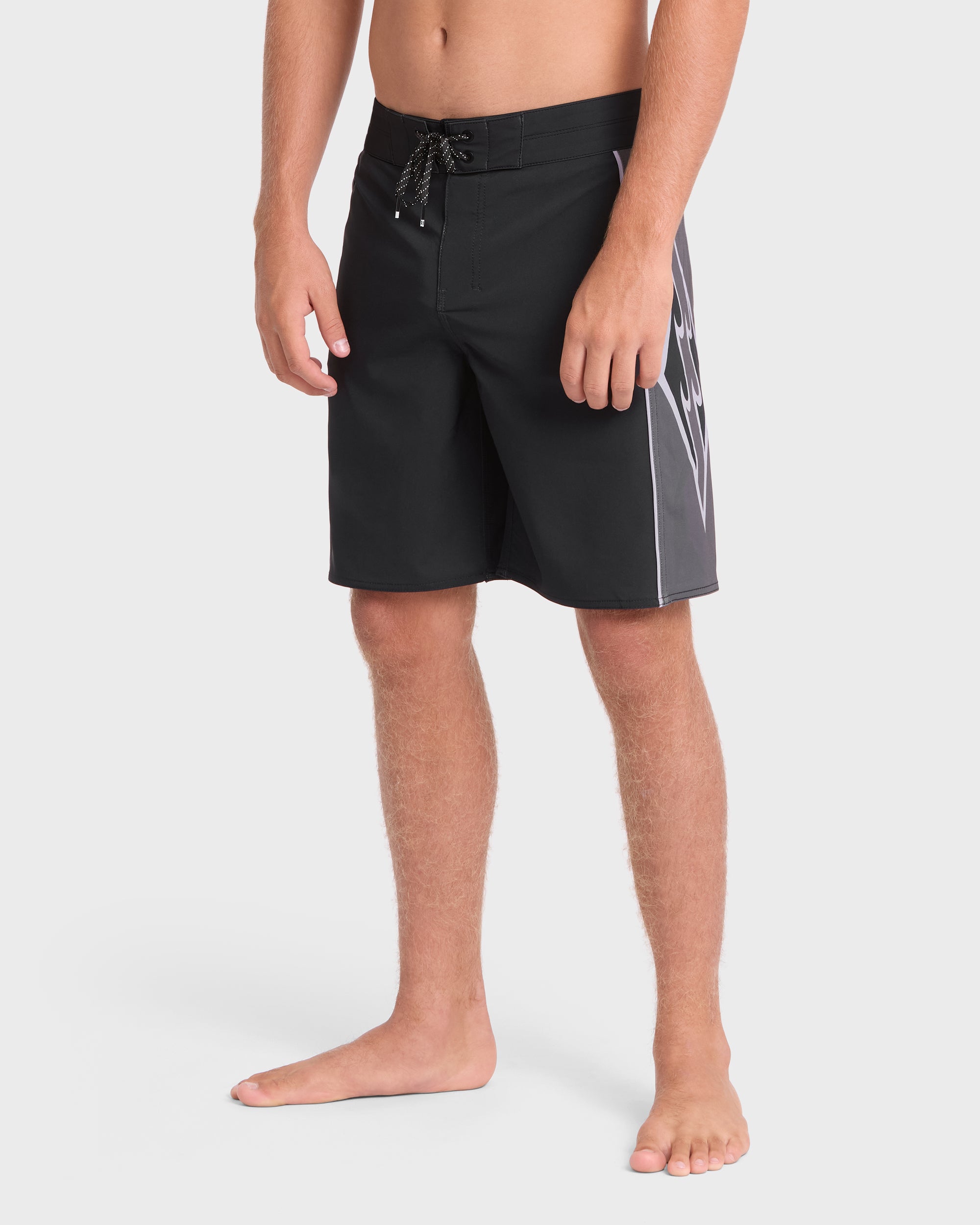 New Wave Pro 19" Boardshorts - Black