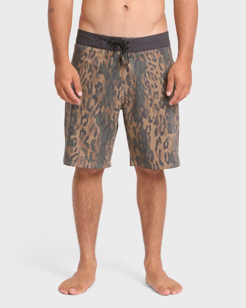 Sundays Pro 19" Boardshorts - Khaki