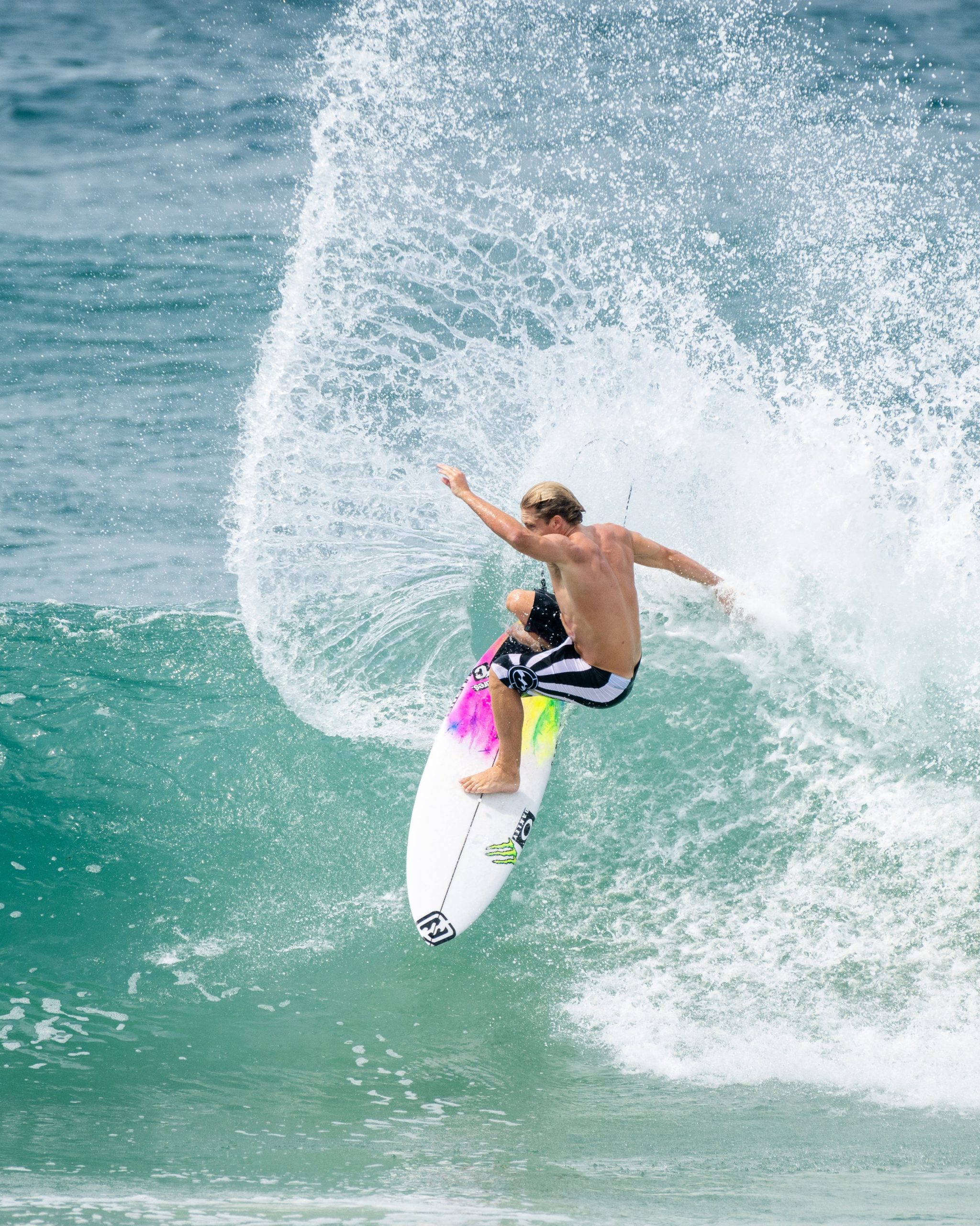 A.I. Rising Sun Pro 22" Boardshorts - Black/White..